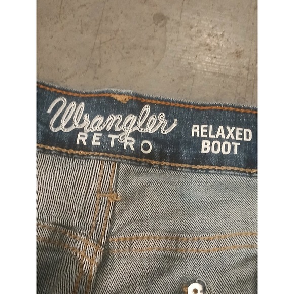 Wrangler Retro Jeans Men's 38x32 Acutal Relaxed Boot Blue Denim Western Cowboy - Picture 3 of 10